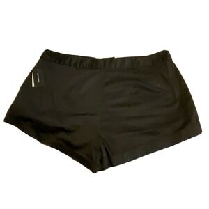 Danielle Bernstein Women Shorts Size 24W Black Stretch Cuffed Soft NWT MSRP$69